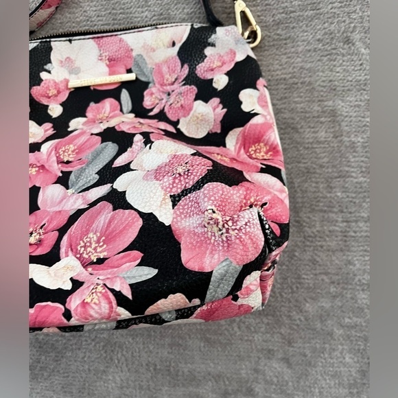 Pink Floral Crossbody Steve Madden Purse - Picture 2 of 4